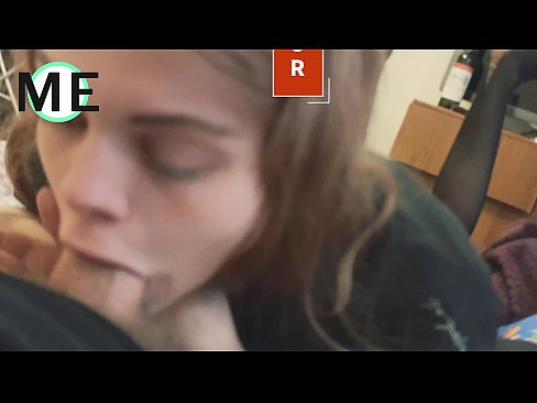 ❤️ Πούτσος στο λαιμό της, σκισμένο καλσόν και σκισμένα τακούνια ❤️❌ Ανώμαλο βίντεο ❌️